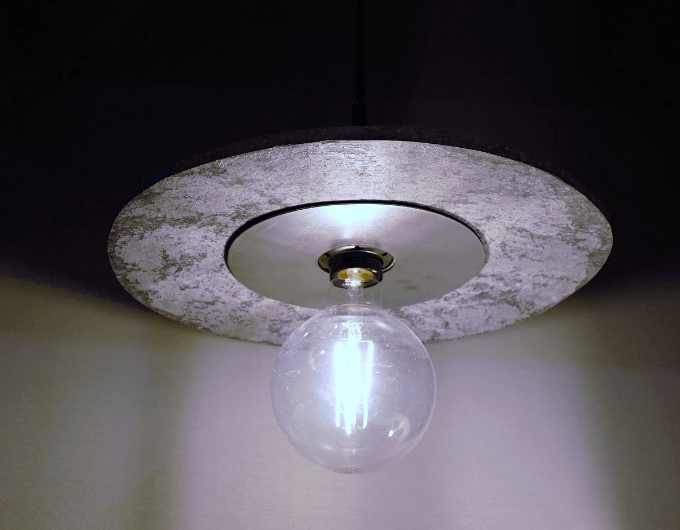 Florianne-Bayle-Luminaire-Desing-sur-mesure-Creatrice-de-luminaire-et-dobjets-dart-sur-mesure-Collections-Luminaires-Mobiliers-decoration-sur-mesure-