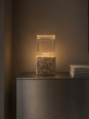 Lampe cube Marbre Les Pépites du tiroir, Florianne Bayle designer papier et créatrice de luminaires design et d'objets d'art sur mesure en papier recyclé